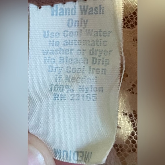 Vintage Tosca Lingerie Robe Maxi Sheer Tan/nude, cream Lace long sleeve Sz M - Picture 4 of 8